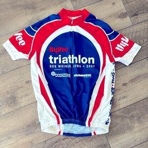 Men’s Medium triathlon jersey